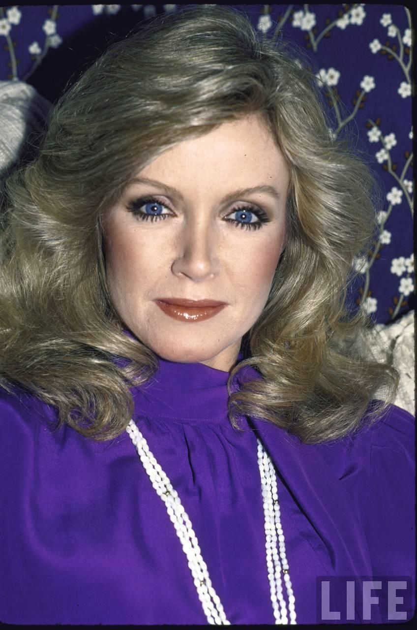 Маленькая донна. Донна Миллз. Донна Майлс Донна Миллс Donna Mills. Донна Миллс в молодости. Донна Миллс сейчас.