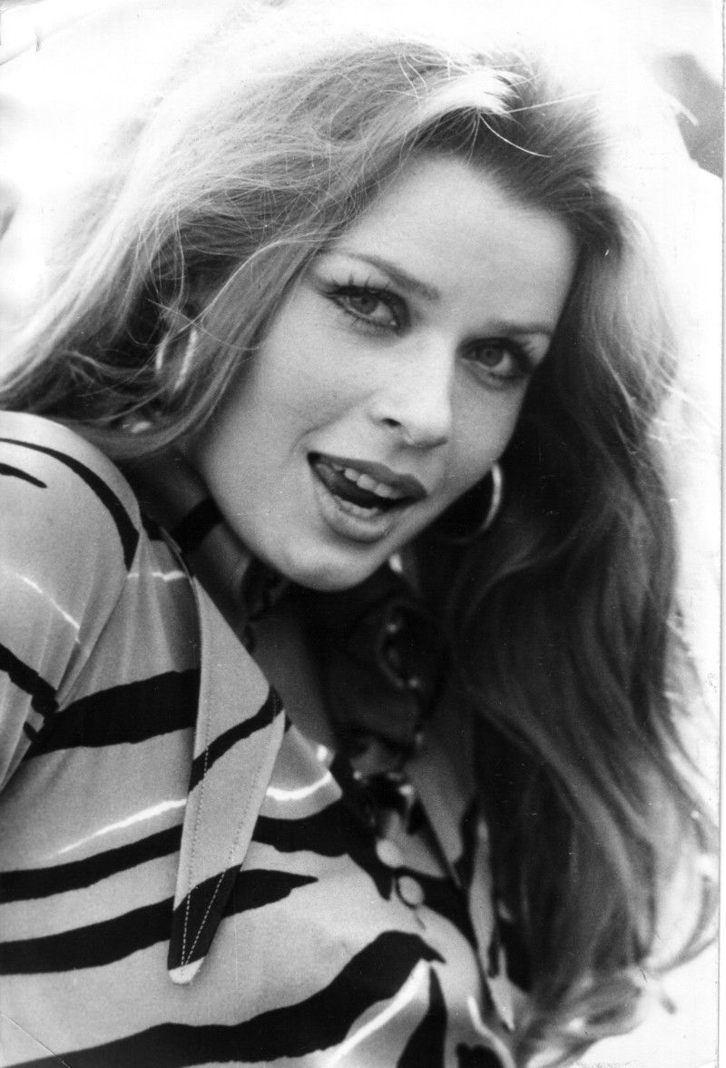 Senta Berger Photos