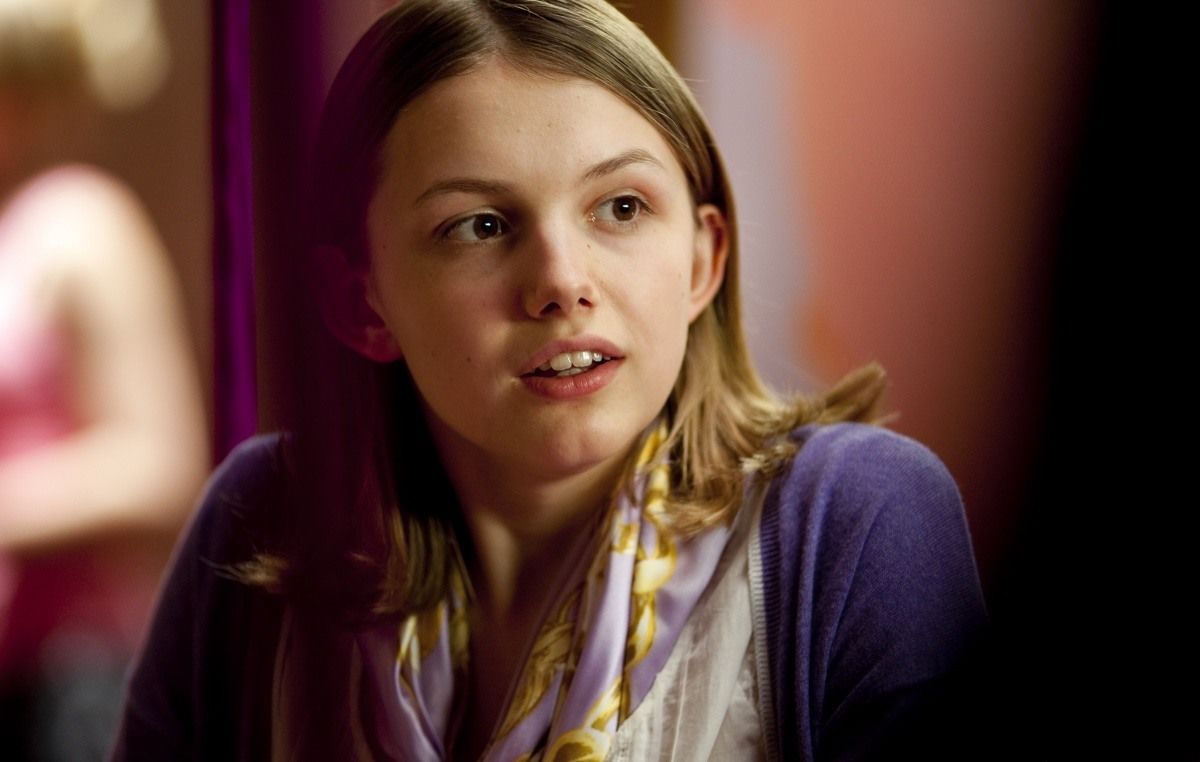 Чат 2010. Ханна 2010. Ха́нна Мю́ррей чрево. Лилли игра престолов актриса. Hannah Murray 2010.