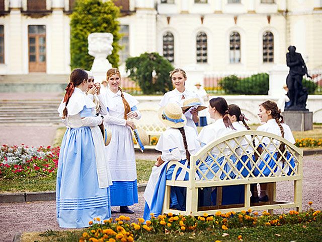 Благородных девиц. Смольный институт благородных девиц сериал. Школа благородных девиц сериал. Институт благородных девиц сериал СПБ. Школа благородных девиц в Санкт-Петербурге.