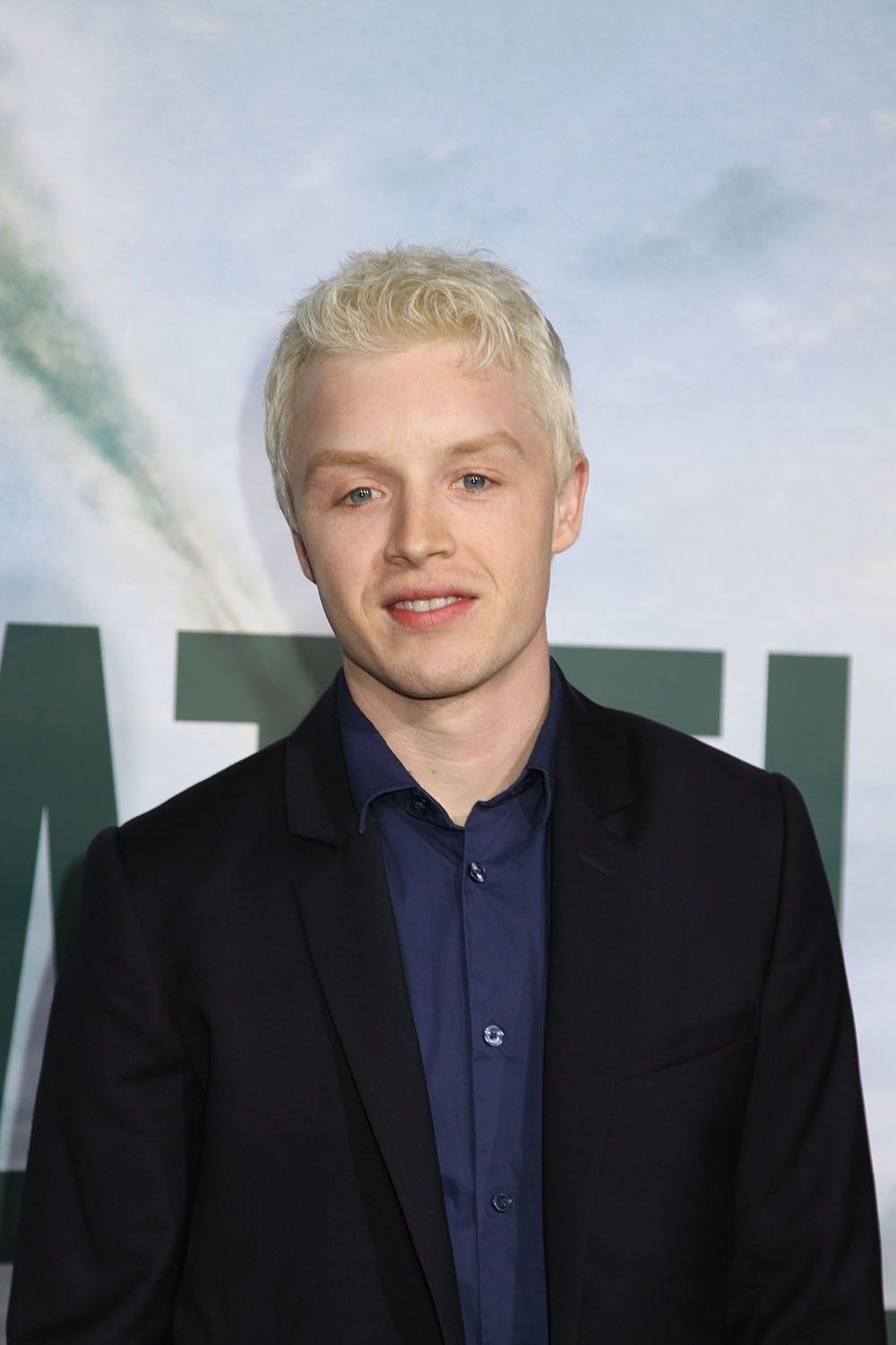 Ноэль фишер. Ноэль Фишер 2011. Ноэль Фишер noel Fisher. Трой Макгинти Ноэль Фишер.